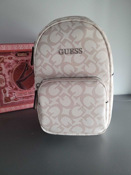 Пътна раничка през рамо "Guess"