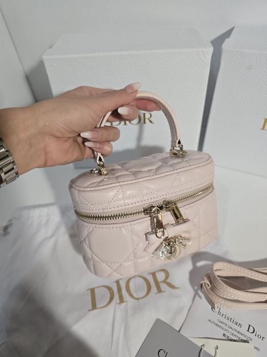 Налична чанта Dior Dioramour pink