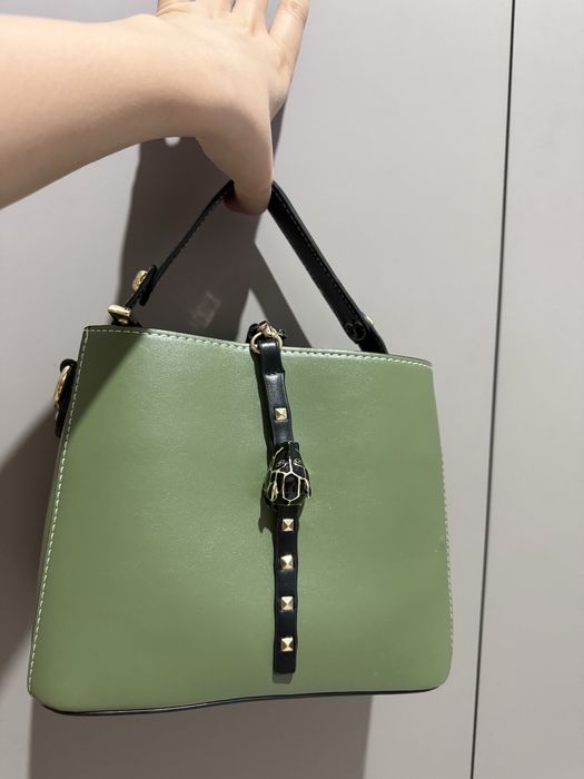 Сумка на каждый день. Сумочка на вечер.