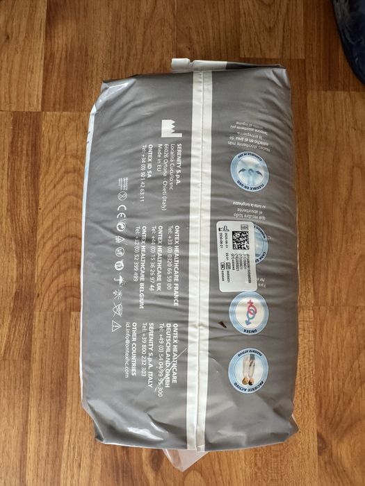 Pampersi adulti marimea L, 1 pachet cu 10 bucati