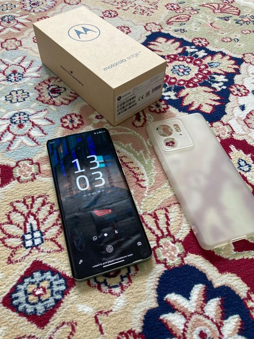 Флагман Motorola Edge 40 16/256Gb