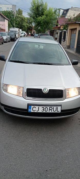Vând Skoda Fabia 1.4 benzina