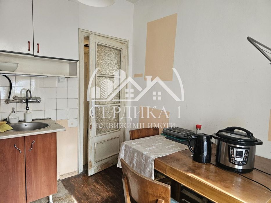 Дава се под наем Двустаен апартамент в София, Лозенец - 50 кв.м за 435 € - Снимка #1