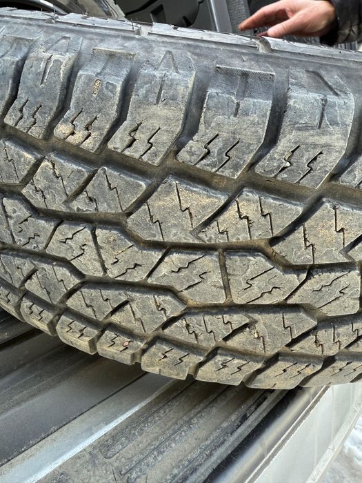 Triangle A/T (all terrain), 265/65/R17