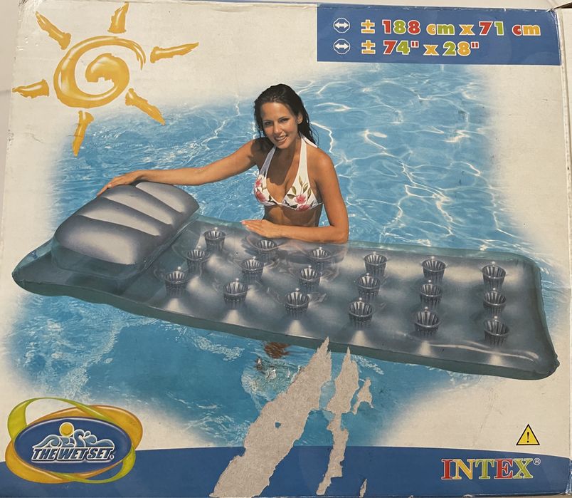 Надувной матрас для плавания