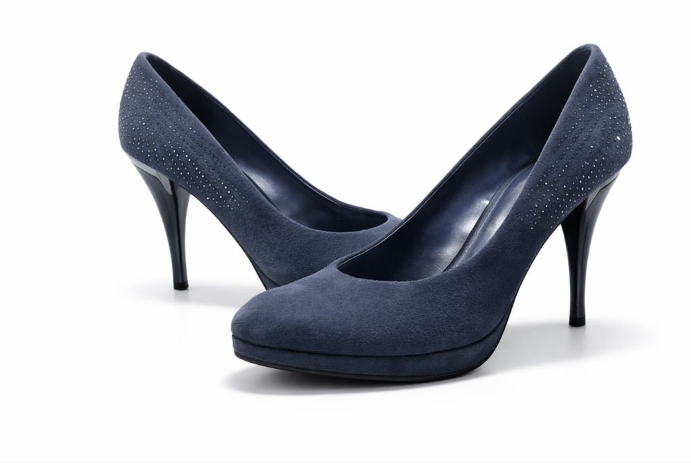 Елегантни дамски обувки на ток Bata – тъмносини