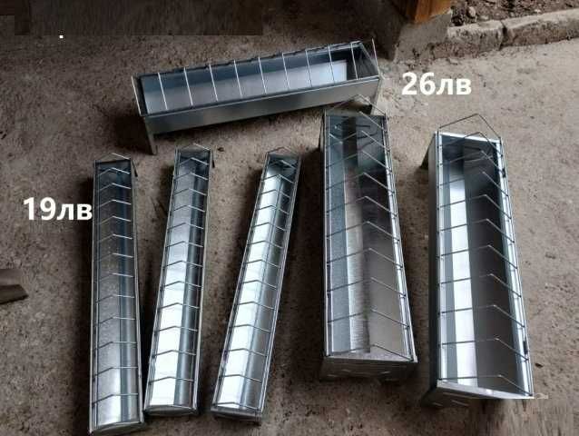 Поилки и хранилки за птици и гълъби