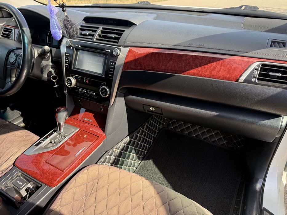 Продам Toyota camry