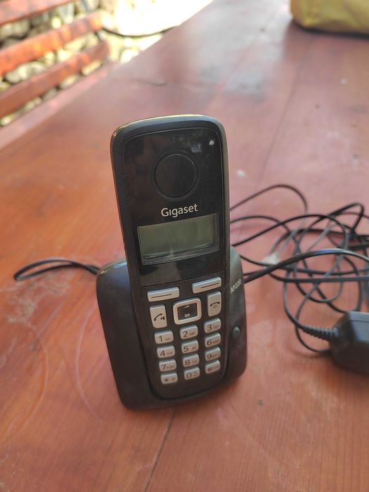 Telefon fix aproape nou