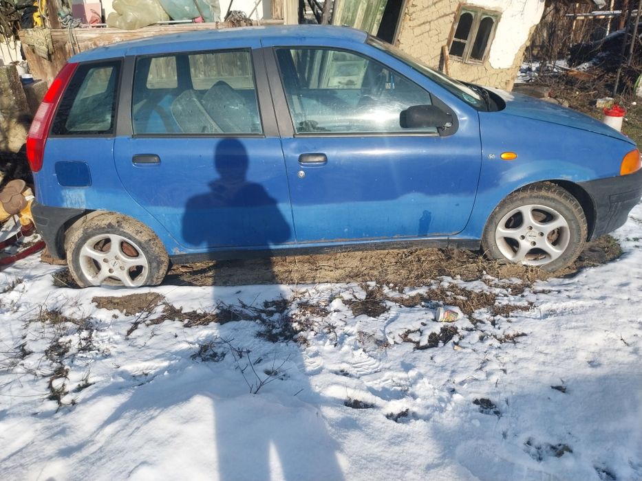 Vând Fiat Punto S