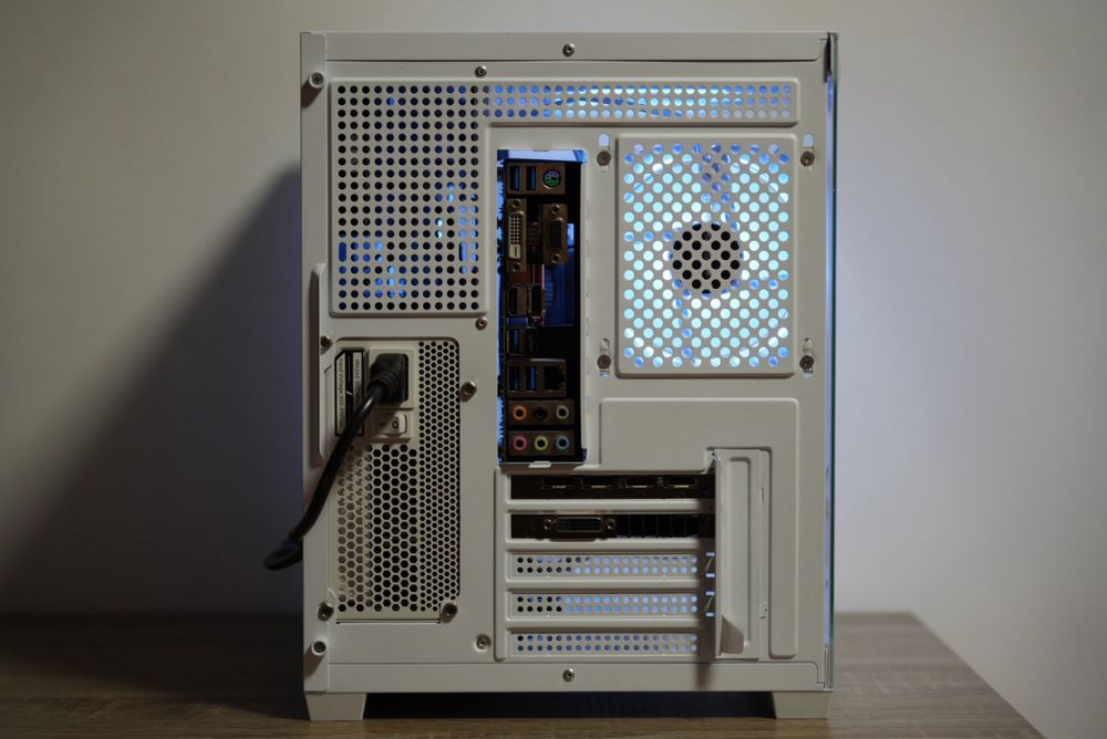 pc gaming light