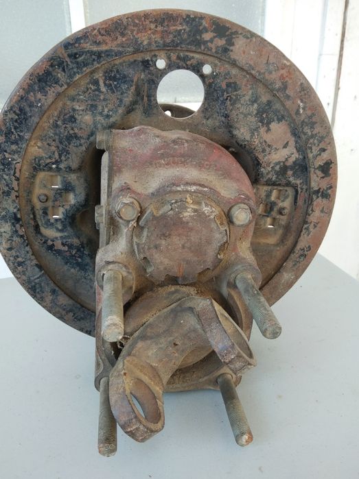 ЗАЗ.   Редуктор .ЛУАЗ.2шт.200y.e