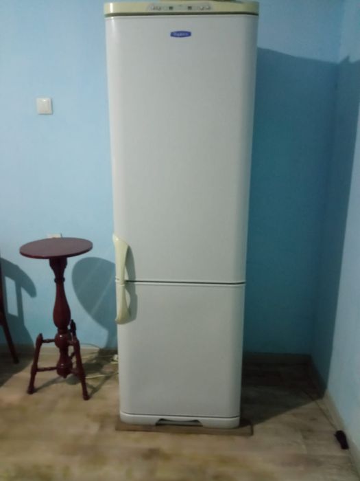 Продаётся холодильник