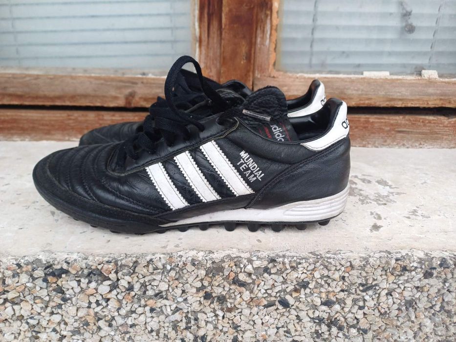 Продавам Стоножки  Copa Mundial team