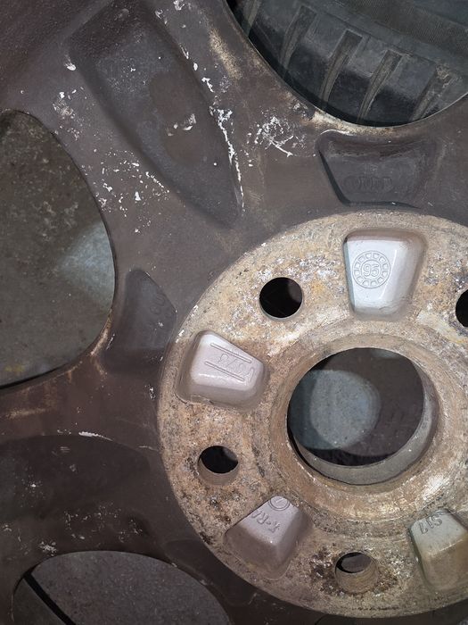 Джанти с гуми AUDI VW SEAT SKODA 5х112