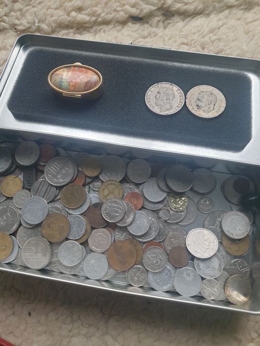 Lănțișoare de argint monede și mărgele