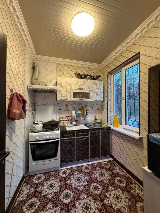 Срочно продается 2-х комн квартира в Куйлюк массив-1, 2/1/4