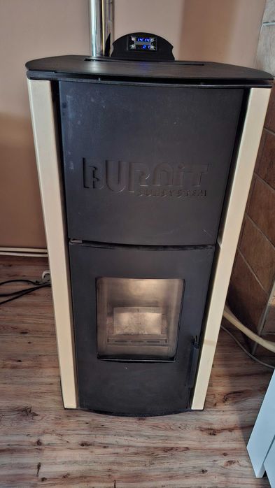 Пелетна камина Burnit 13 kw