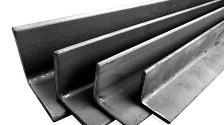 Трубы круглые и профильные и много