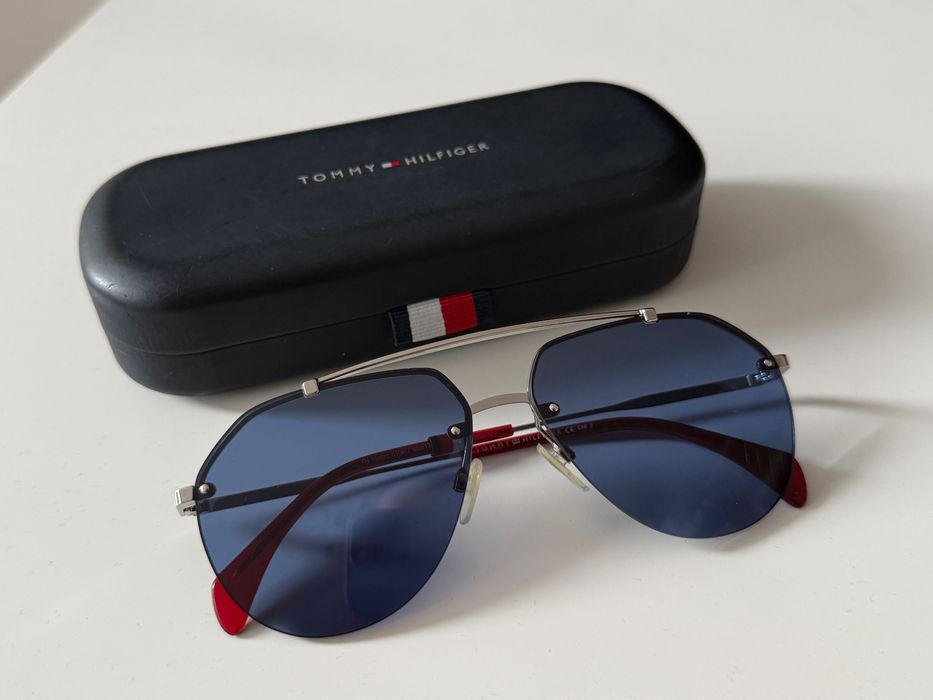 Слънчеви очила Tommy Hilfiger