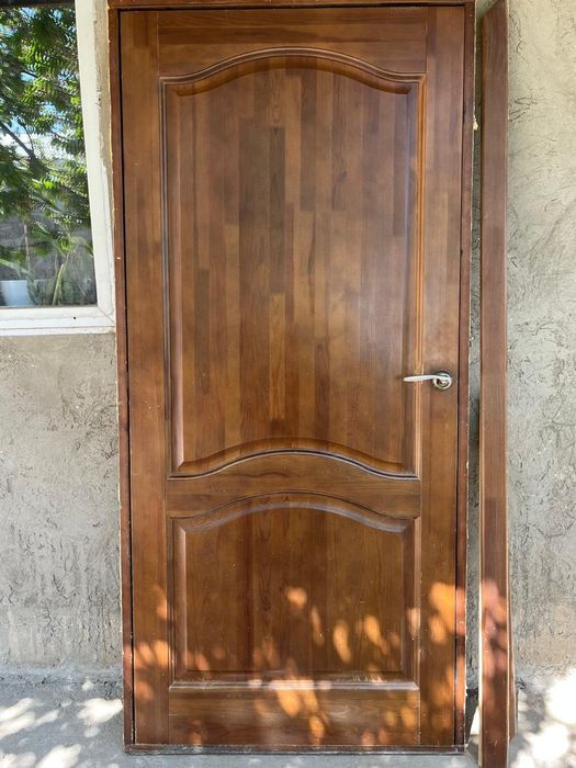 Ағаш есік сатылады