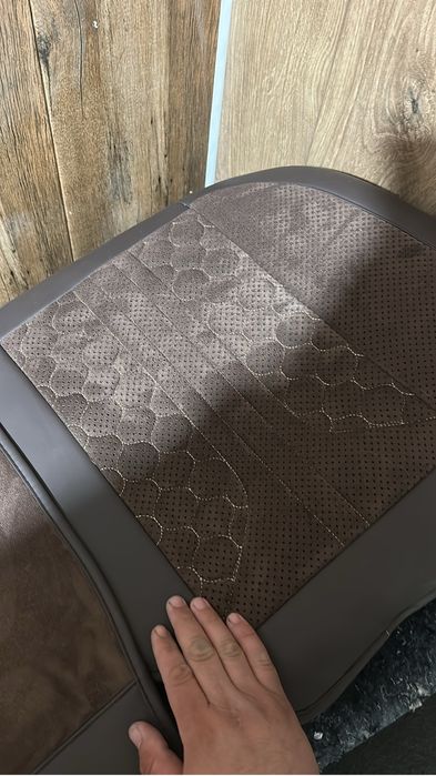 Продам чехлы на седенья