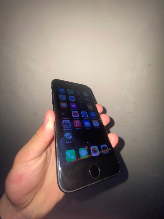 Model:Iphone 7 black bor 100% uceliniy  32 Narxi 599 kelwamz