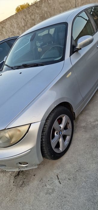 Aripa Bmw seria 1 E87  titansilber Metallic 354/7