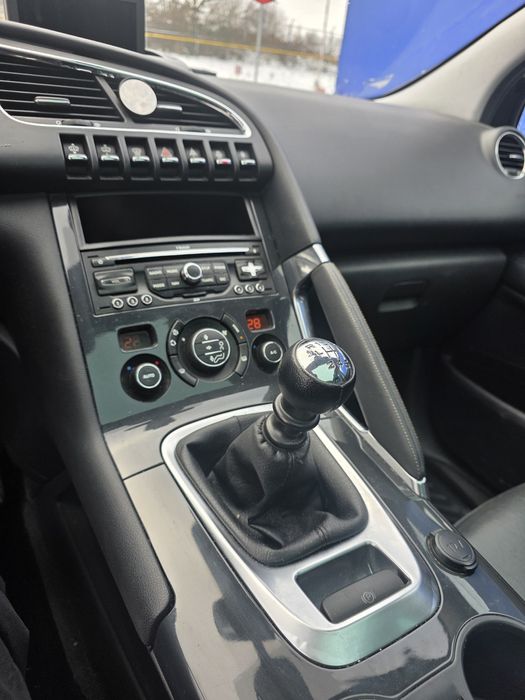 Peugeot 3008 2.0 HDI 2011 / piele / panoramic/ Head-UP