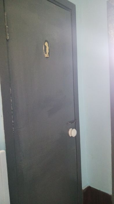 Продаём мебель кухонный угалок угалок для зала