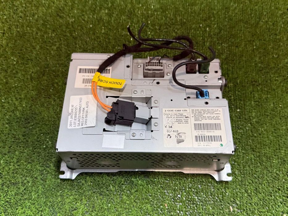 DISPLAY TACTIL NAVI / ECRAN MEDIA RADIO / AUDIO JAGUAR XF X250 3.0 DIESEL 2011 COD OEM 9X23-10E889-AD / C2Z19357E / 9X2310E889ADE / BERLINA 2009-2015