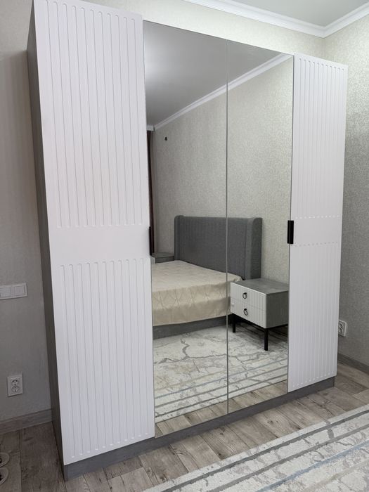 Срочно продам спальный гарнитур