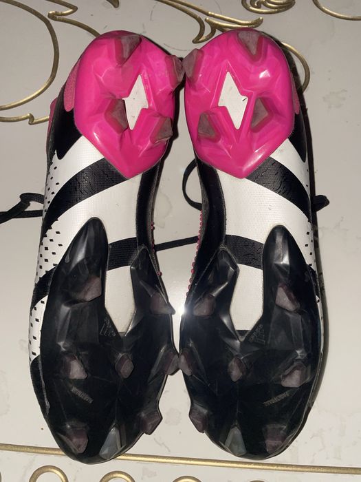 Бутсы Adidas predator pink