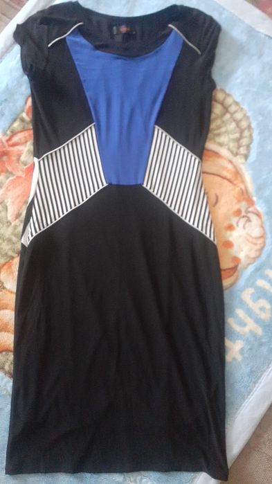 Отдам даром вещи женские