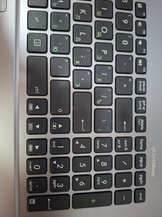 Ноутбук ASUS 550LB