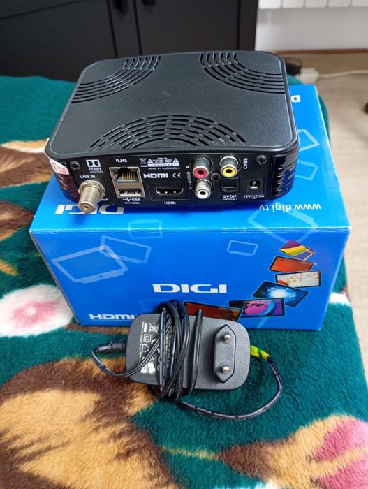 Decodor și antena digi.