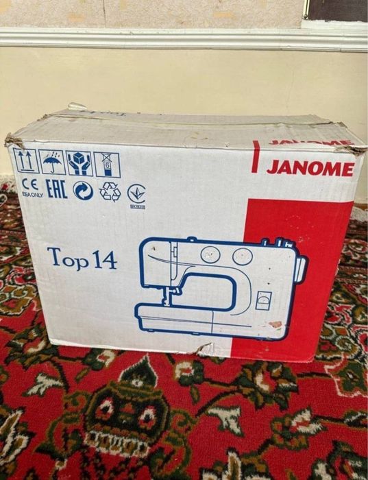 Janome 3,4 martta ishlatilgan usta kormagan urinib ketmagan