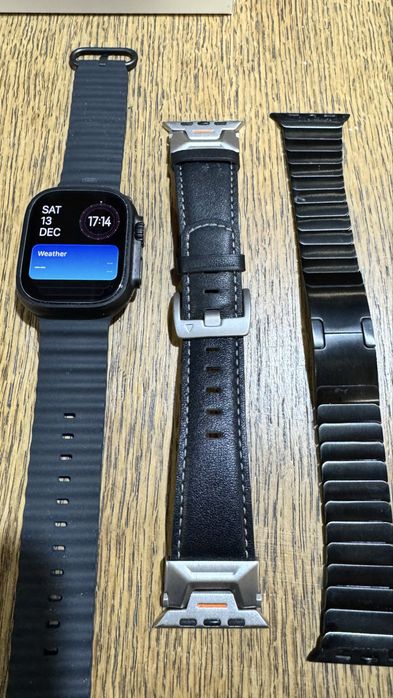 Apple watch Ultra 2 49mm Black titanium