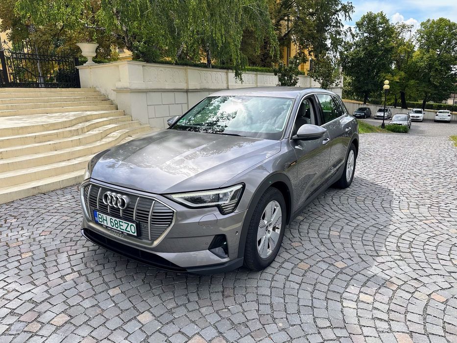 Audi e-tron Audi E tron 50 quattro