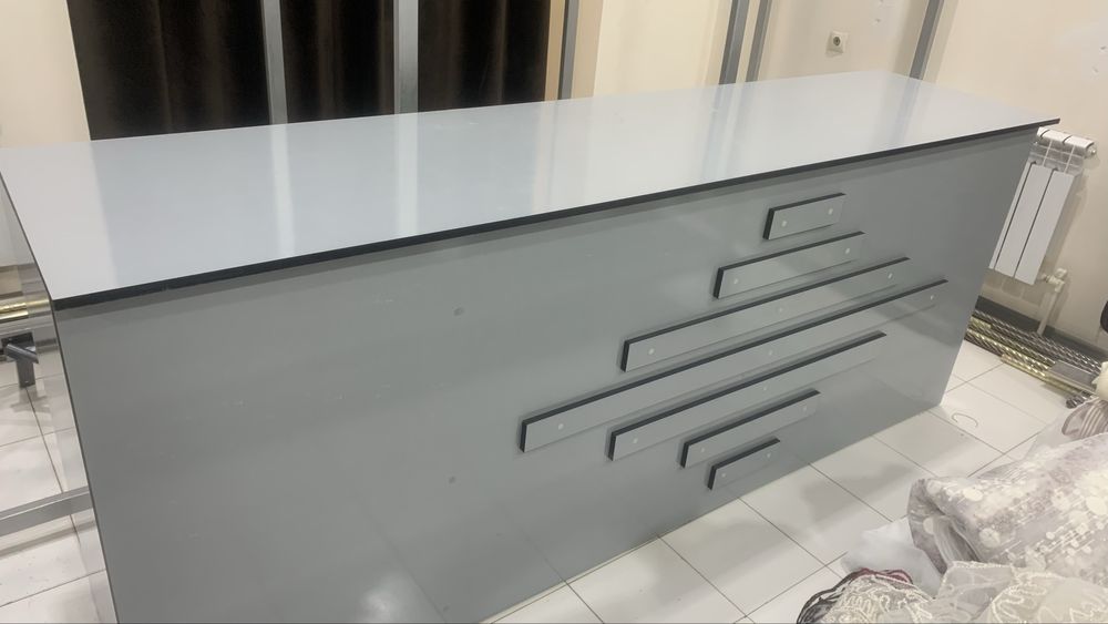 Стол сатылады магазинлерге