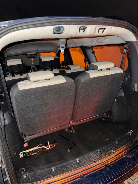 Daccia Logan MCV/7 locuri/2011/DIESEL/Euro5