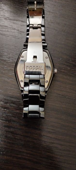 Fossil часы наручные