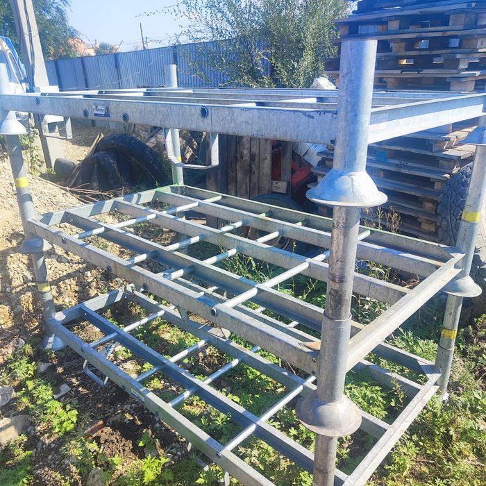 Поддоны железные