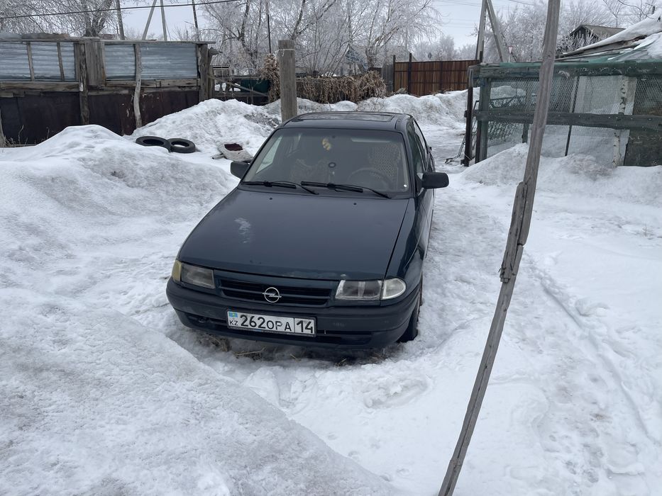 Продам Опель астра 1994