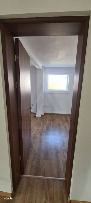 Spațiu birouri 68 mp utili 4 camere hol acces si balcon Bvd Victoriei