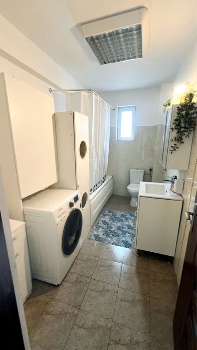 Proprietar- Apartament 3 camere + 1 loc de parcare