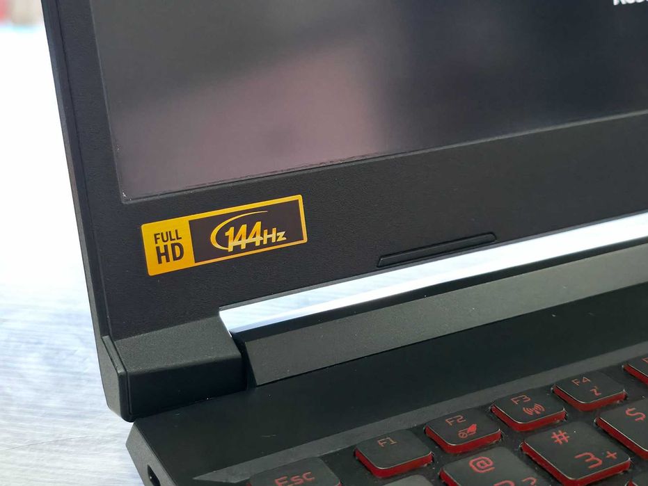 Геймърски лаптоп Acer Nitro 5 AN515-57-705X / i7-11800H / GTX 1650 4GB / 8 GB DDR4 / 512 GB NVMe