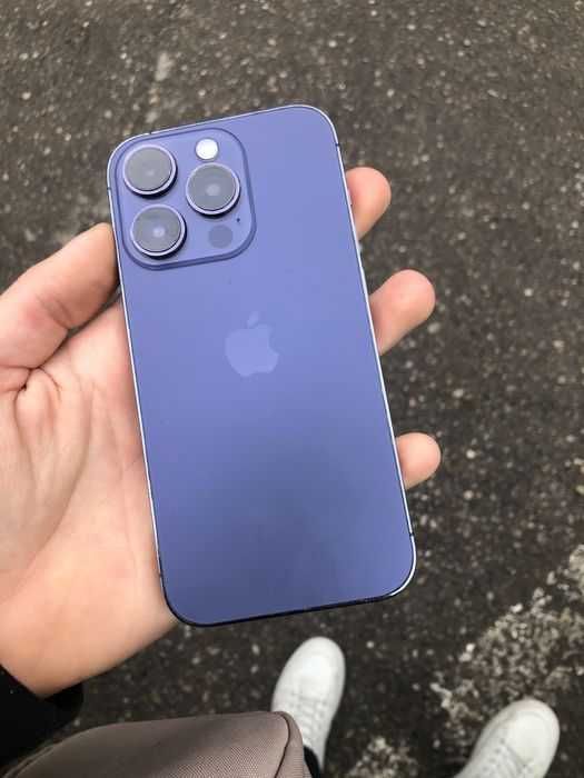 Vand iphone 14 pro purple
