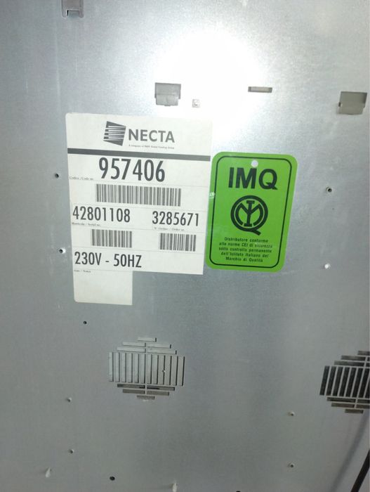 Професионални вендинг машини Некта