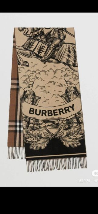 Fular Burberry model 2026, 4 modele